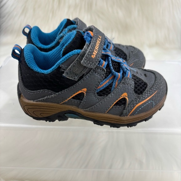 Merrell Gray and Blue Sneakers with Rugged Design size 7 kids - Picture 2 of 9
